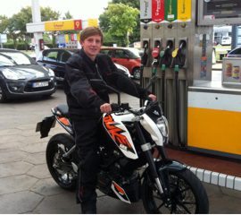 2x KTM 125 Duke ABS